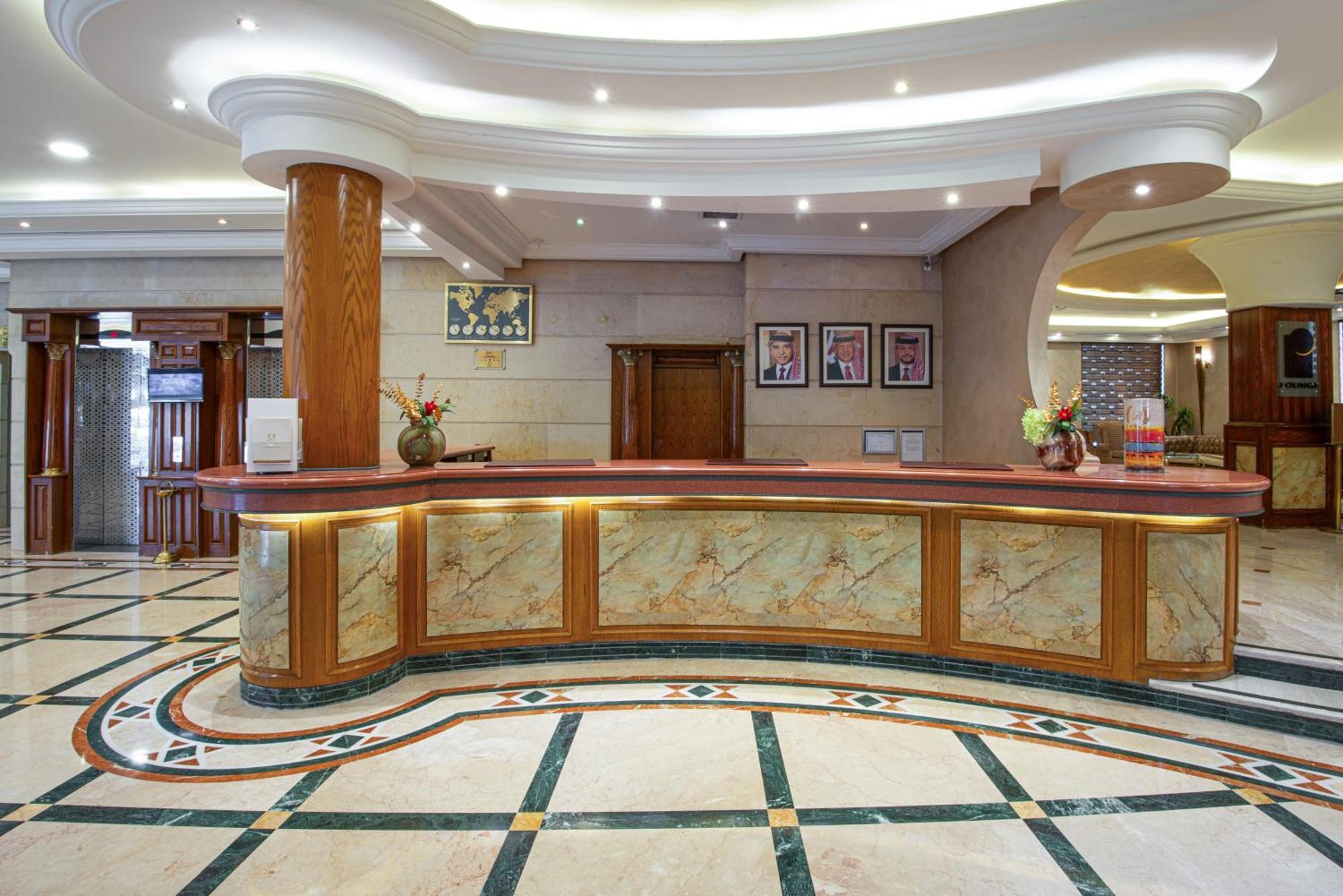 Bristol Hotel Amman Bagian luar foto